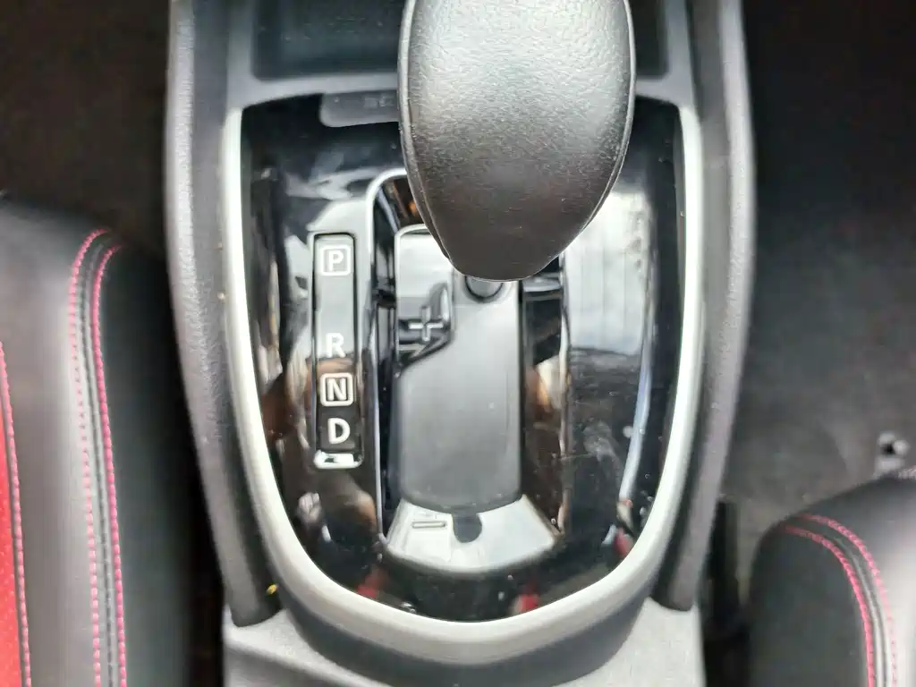 Nissan Qashqai — миниатюра 12