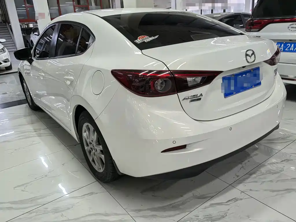 Mazda 3 Axela — миниатюра 4