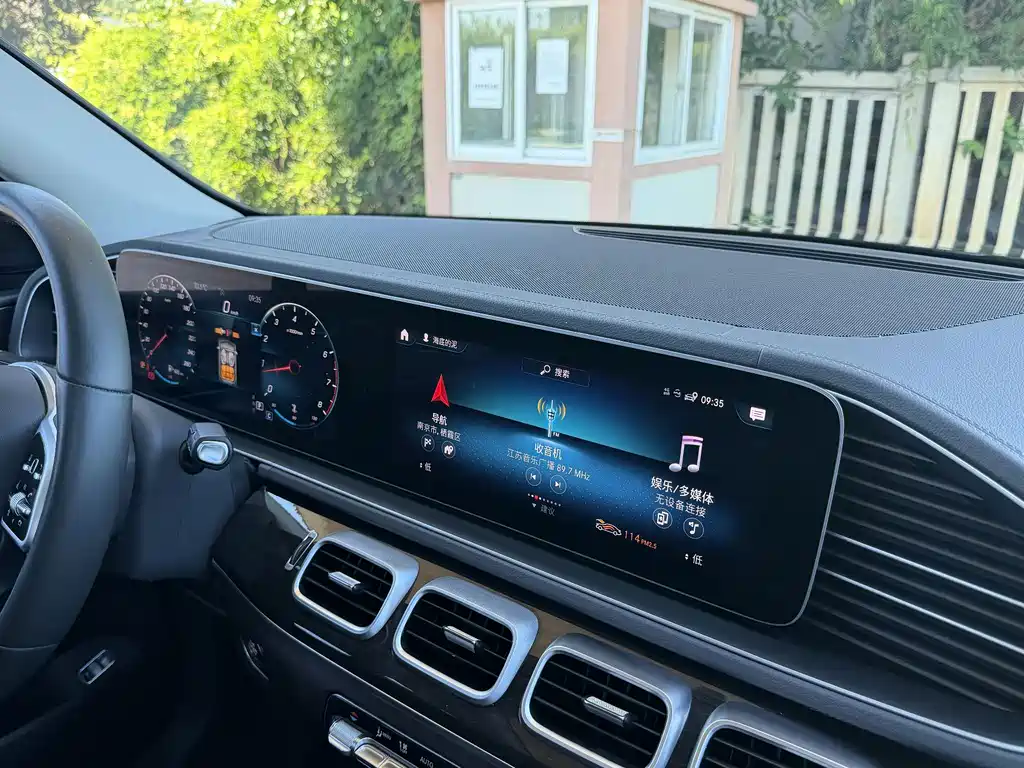 Mercedes-Benz GLE (Import) — миниатюра 6