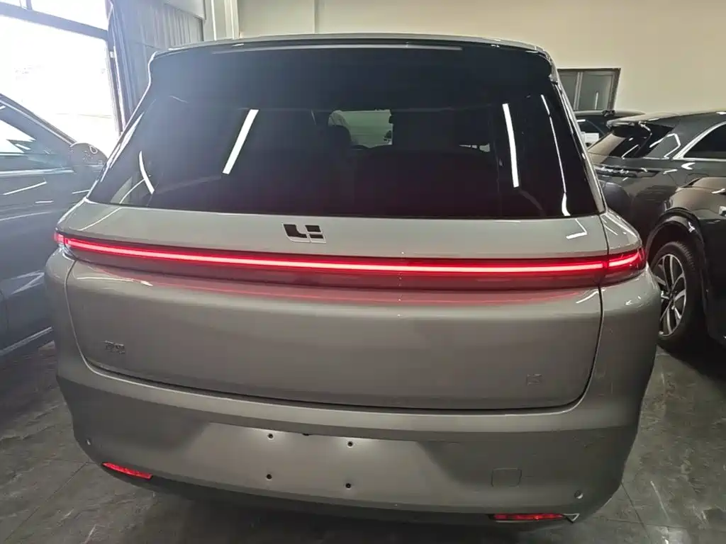 Li Auto Li L8 — миниатюра 6