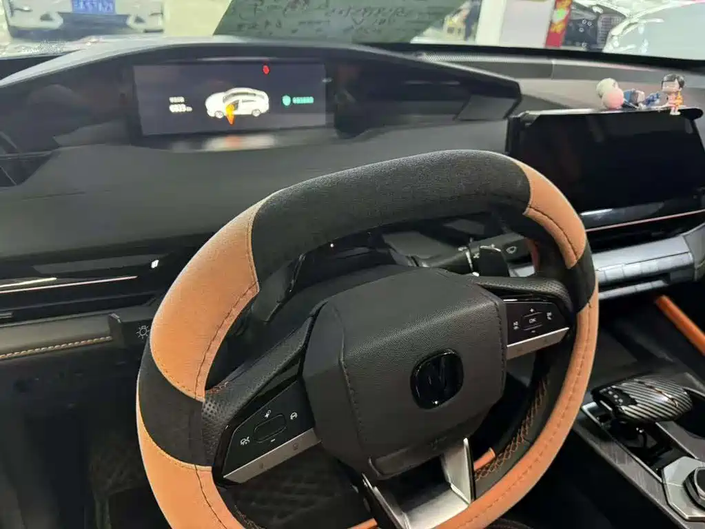 Changan UNI-V — миниатюра 5