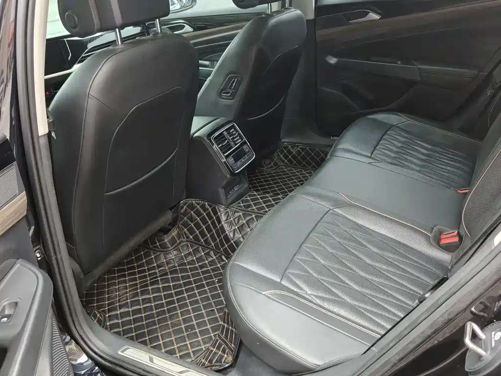 Volkswagen Passat — миниатюра 10