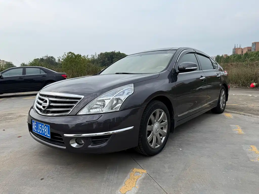 Nissan Teana 2010