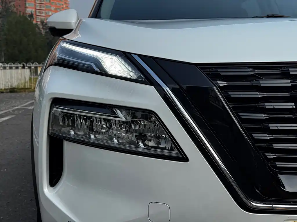 Nissan X-Trail — миниатюра 13