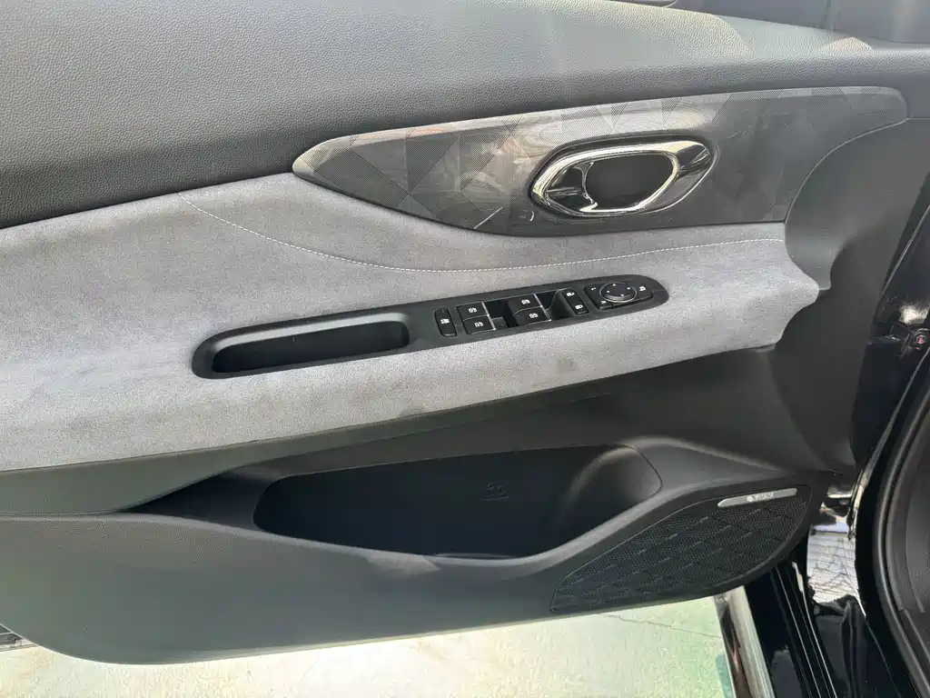 GAC Motor Shadow Leopard — миниатюра 9
