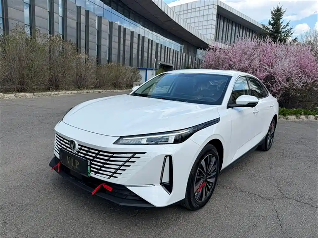 Changan 逸动PHEV 2025