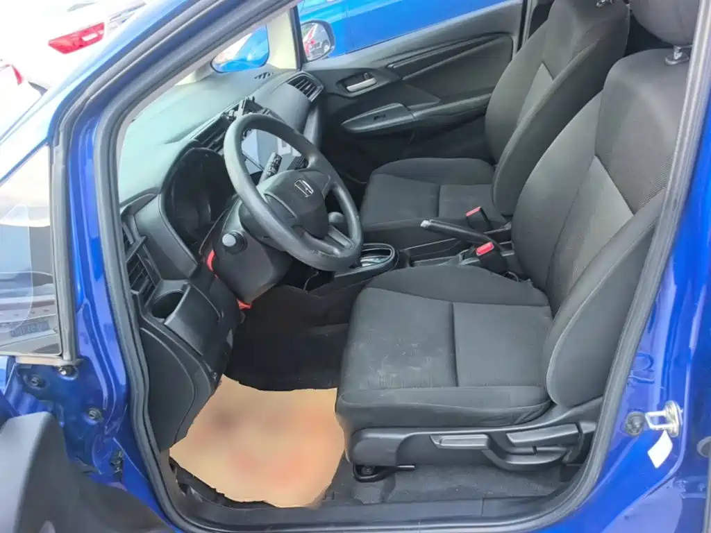 Honda Fit — миниатюра 15