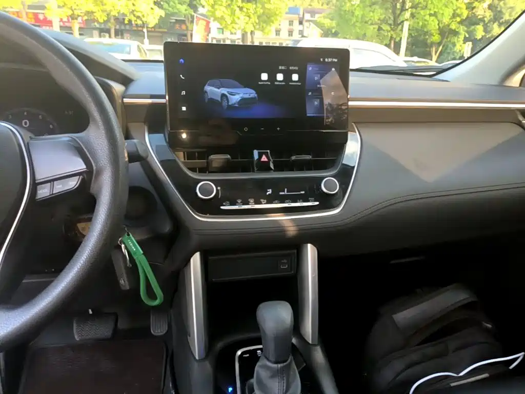 Toyota Frontlander — миниатюра 13