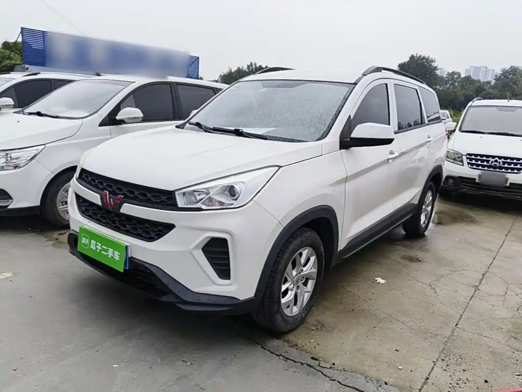 Wuling Hongguang S3