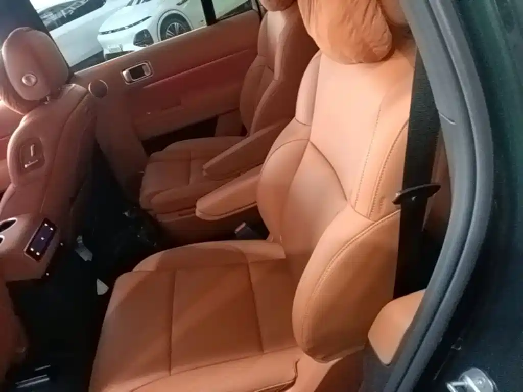 Li Auto Li L9 — миниатюра 17