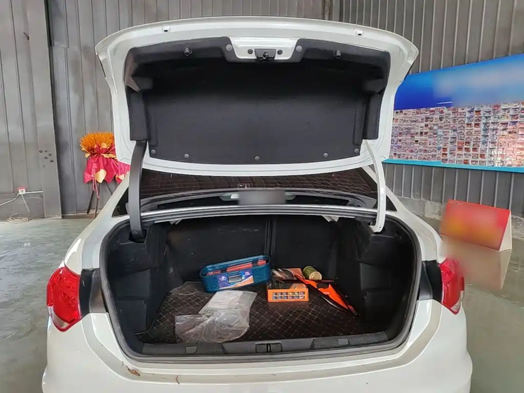 Citroen C4L — миниатюра 19