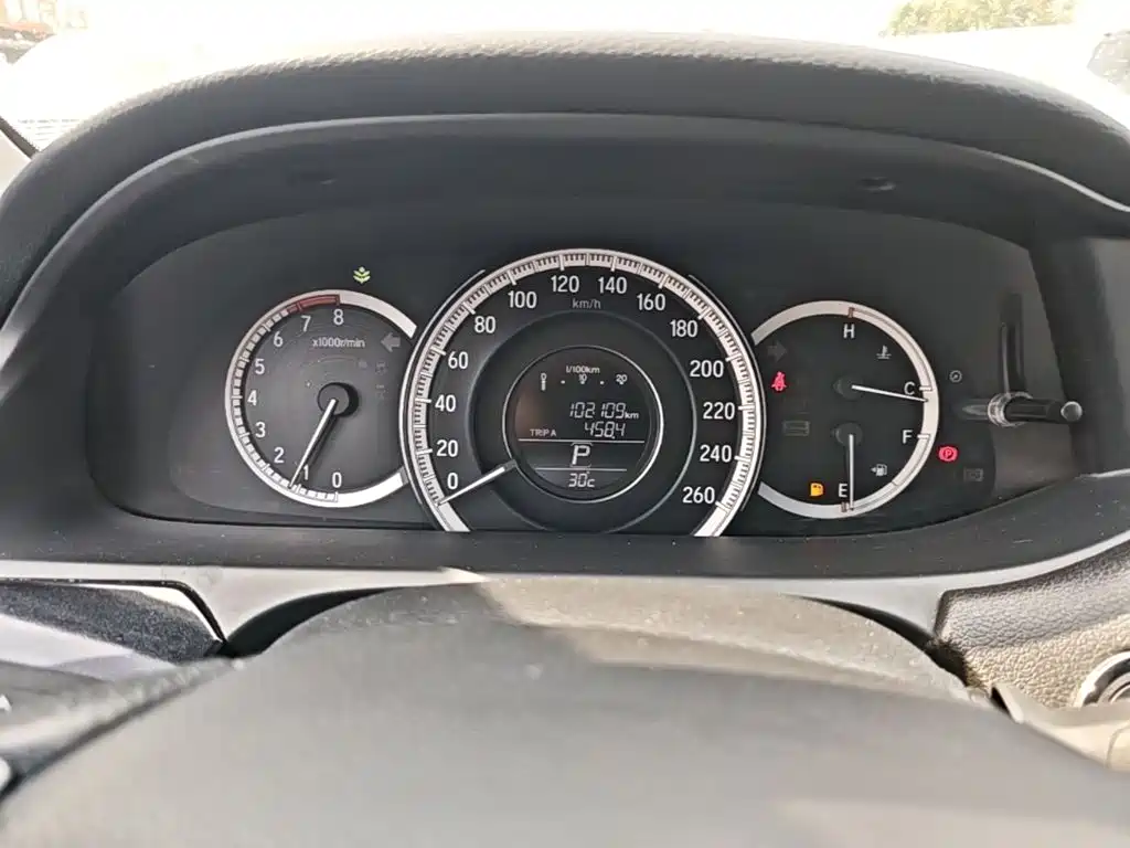 Honda Accord — миниатюра 12