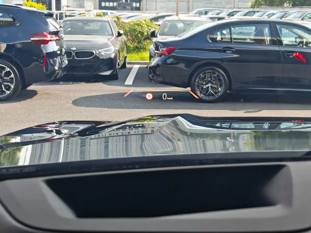 BMW X7 — миниатюра 7