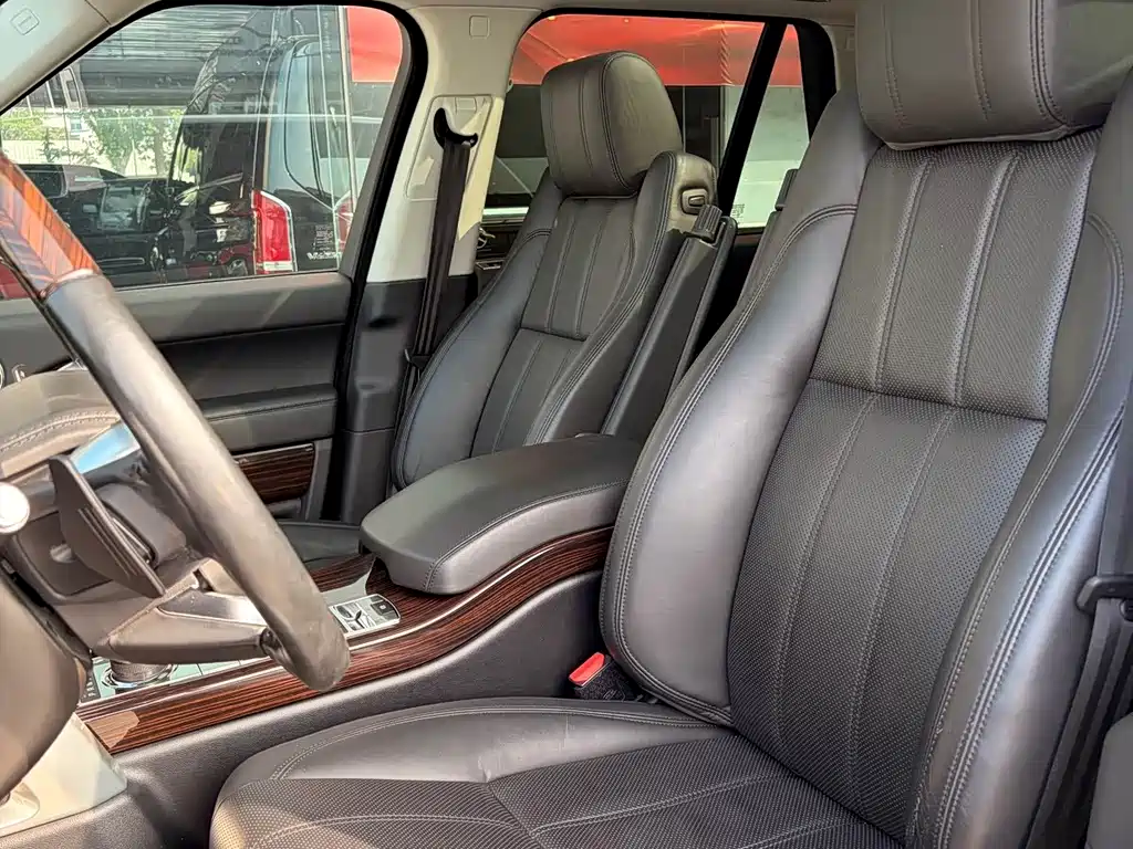 Land Rover Range Rover — миниатюра 12