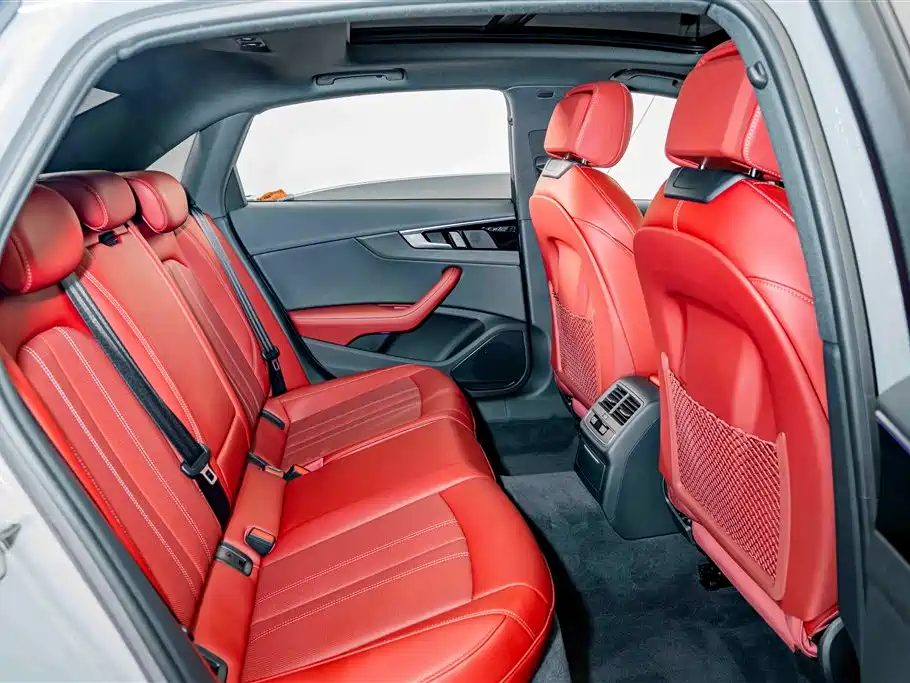Audi A4L — миниатюра 21