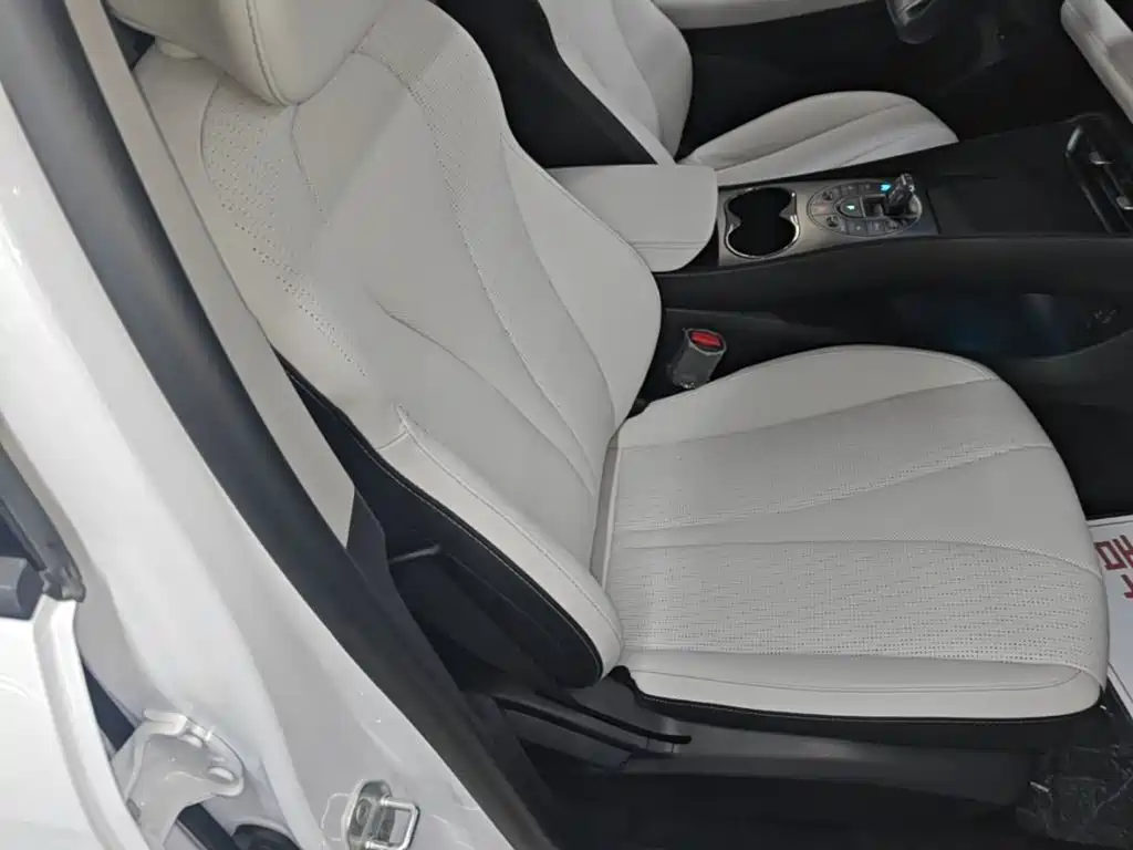 BYD Seal 05 DM-i — миниатюра 25