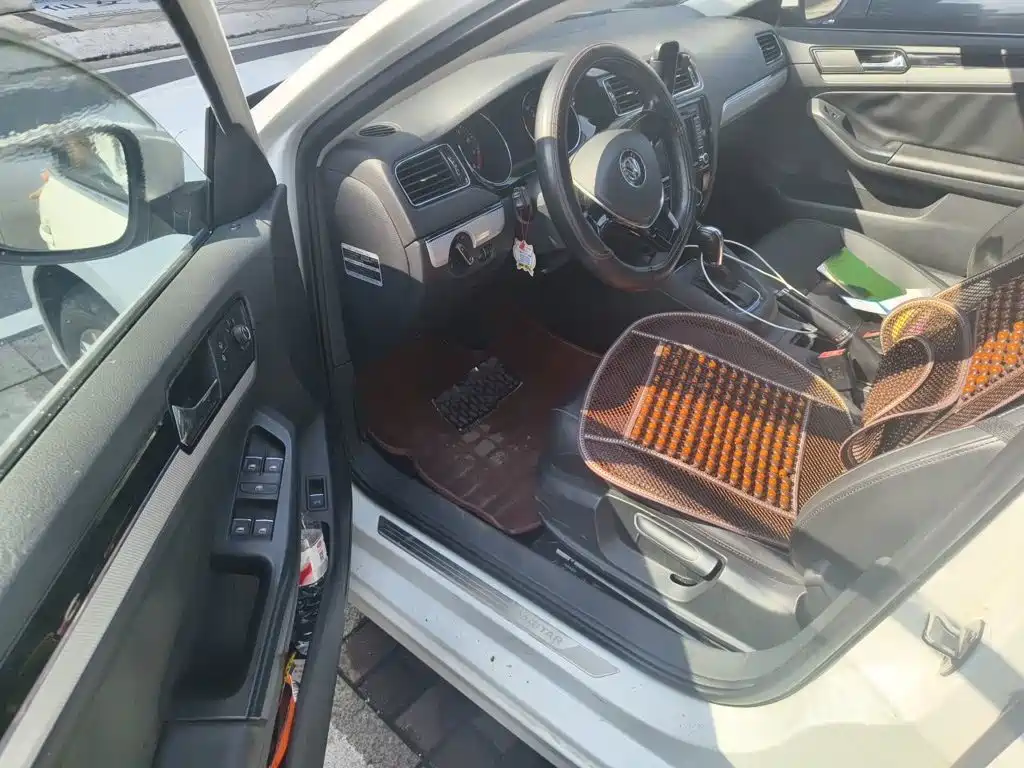 Volkswagen Sagitar — миниатюра 14