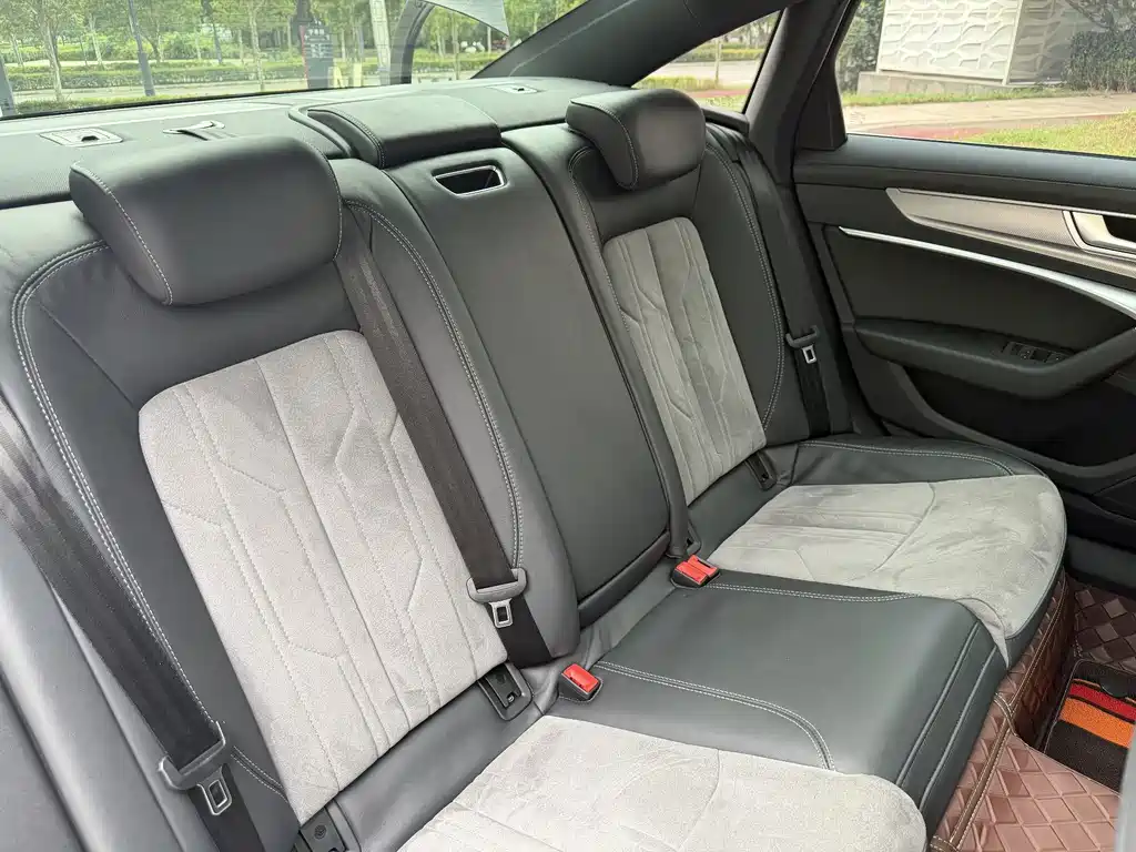 Audi A6L — миниатюра 23