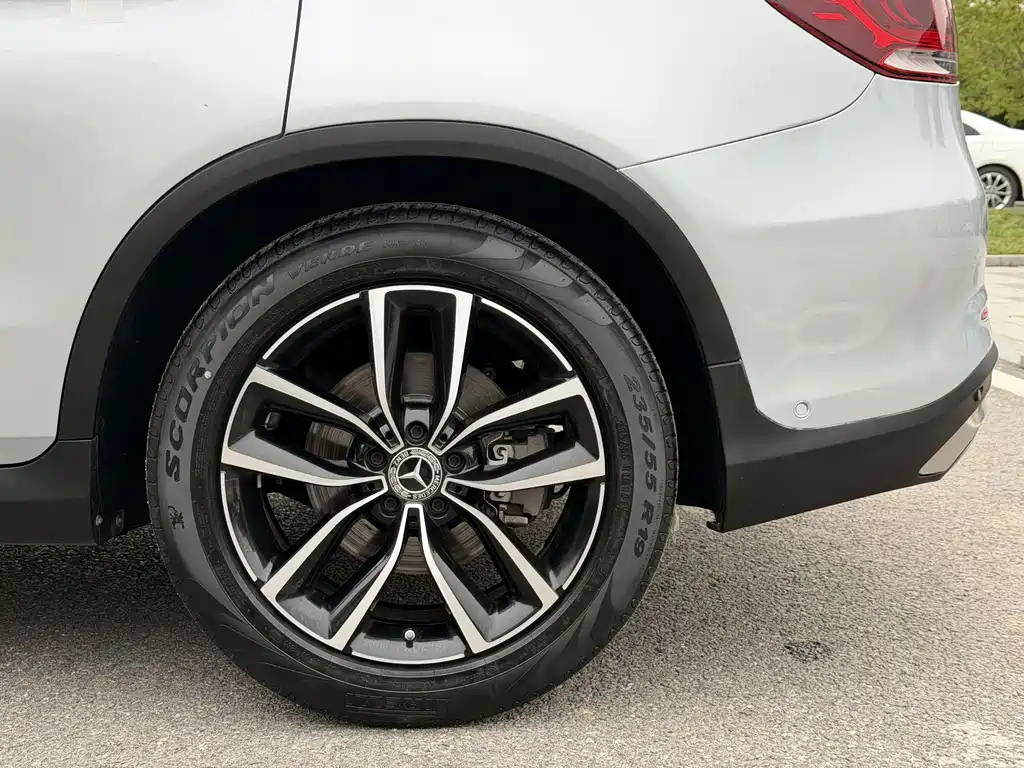 Mercedes-Benz GLC — миниатюра 11