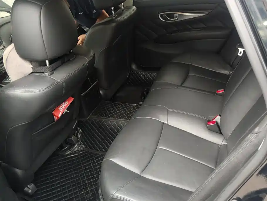 Infiniti Q70 — миниатюра 11