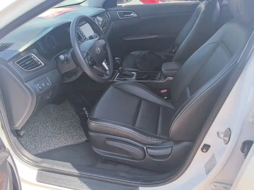 Hyundai Mistra — миниатюра 15