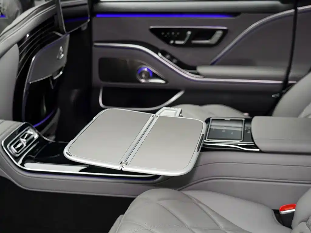 Mercedes-Benz S-Class — миниатюра 12