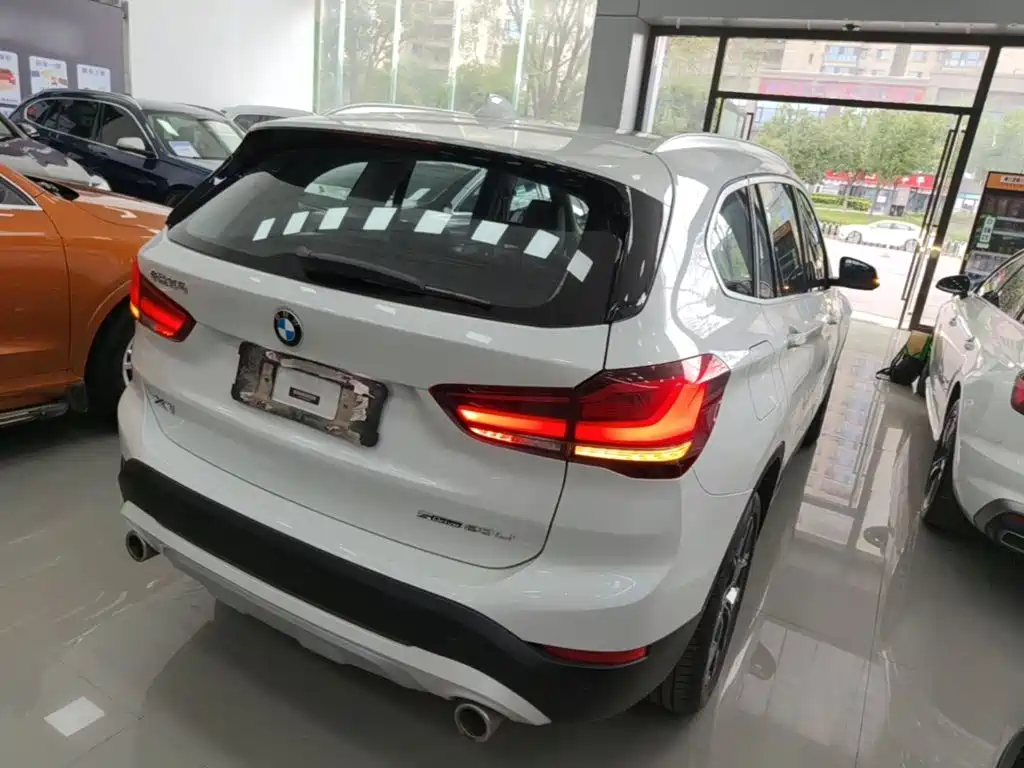 BMW X1 — миниатюра 7