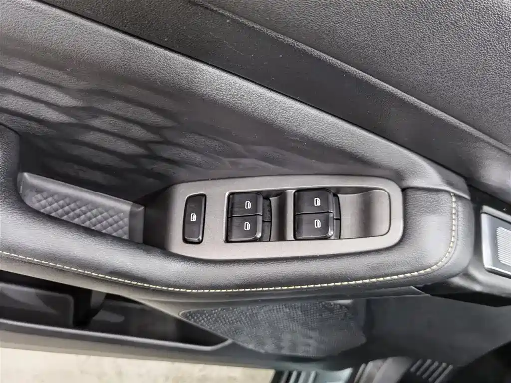 WULING WULING NEBULA