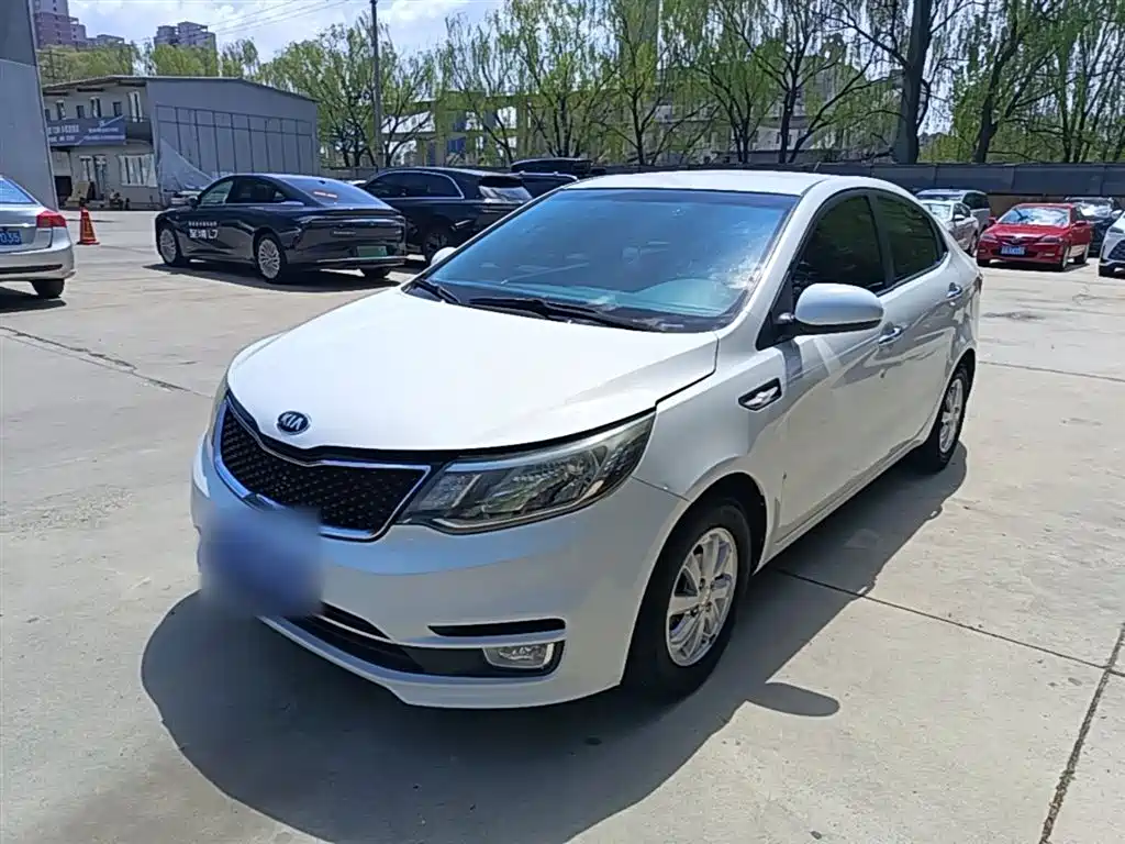 Kia K2 2015