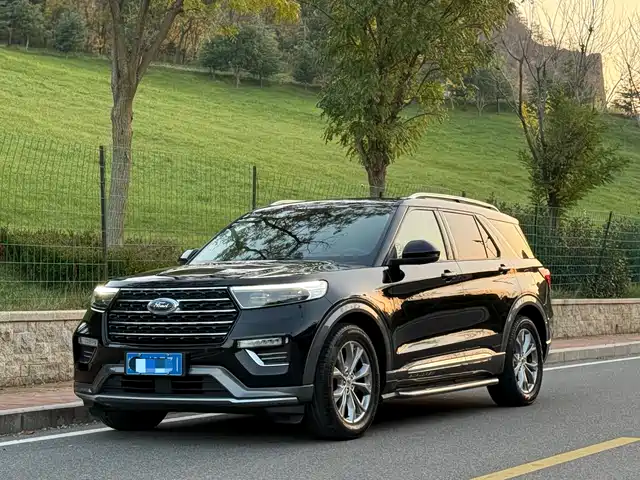FORD EXPLORER