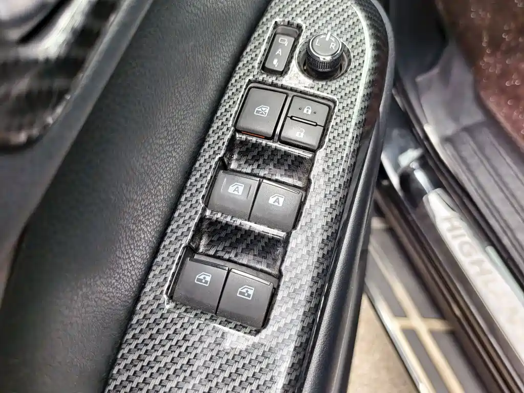 Toyota Highlander — миниатюра 10