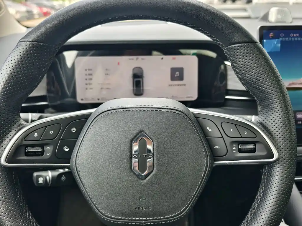 AITO AITO M7 — миниатюра 10