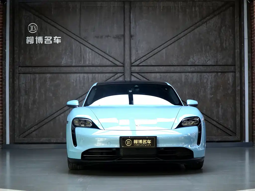 Porsche Taycan — миниатюра 2