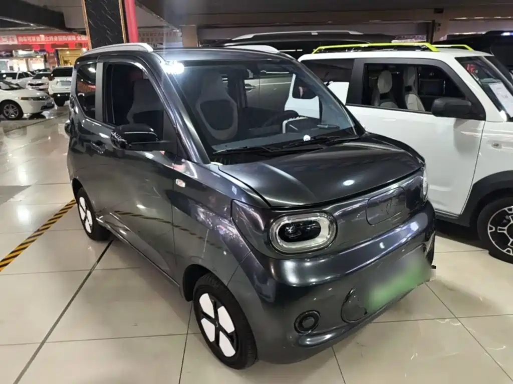 Wuling MINIEV — миниатюра 4