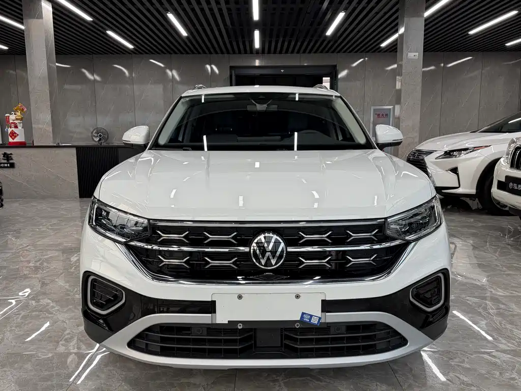 Volkswagen Tayron — миниатюра 2