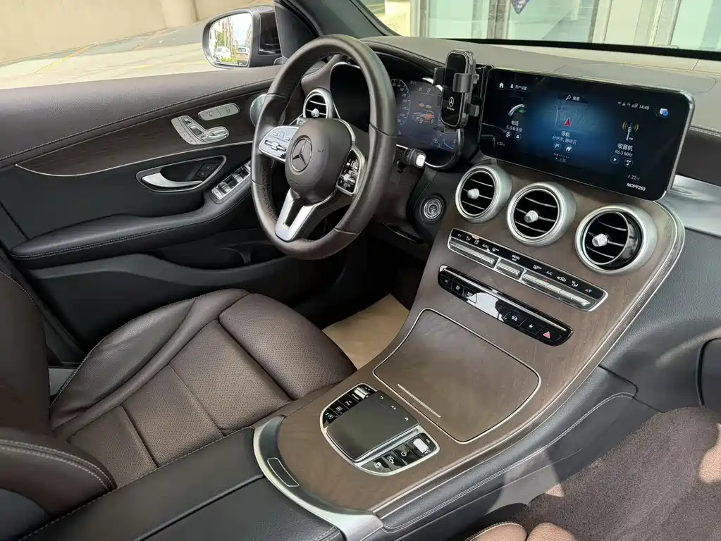 Mercedes-Benz GLC — миниатюра 5