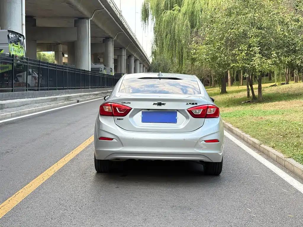 Chevrolet Cruze — миниатюра 4