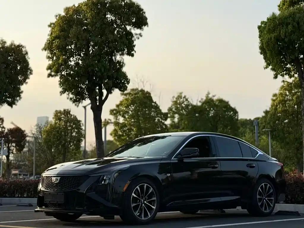 Cadillac CT5 2025
