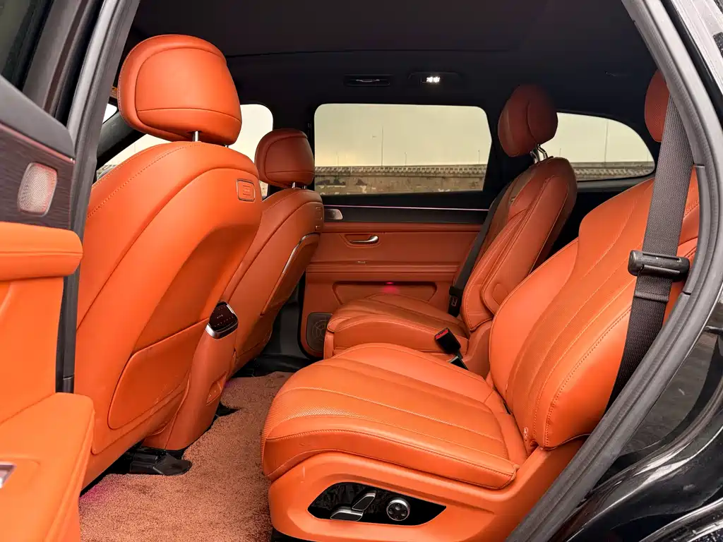 AITO ASK THE WORLD M7