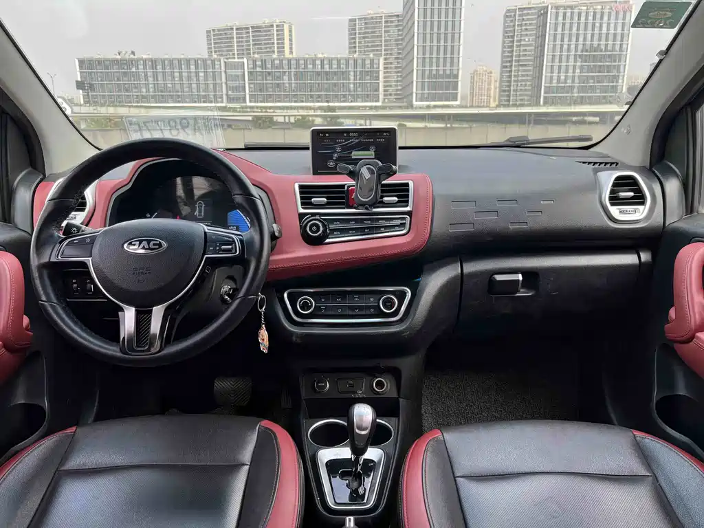 JAC JAC iEV6E — миниатюра 14