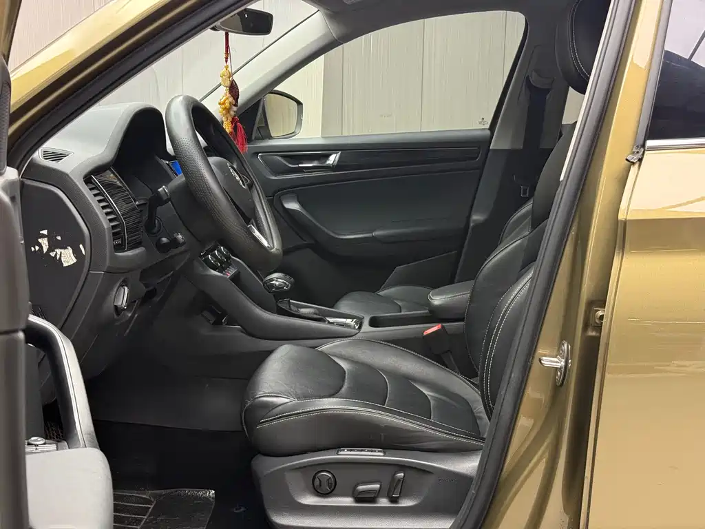 Skoda Kodiaq 2018 TSI380 7 мест Flagship