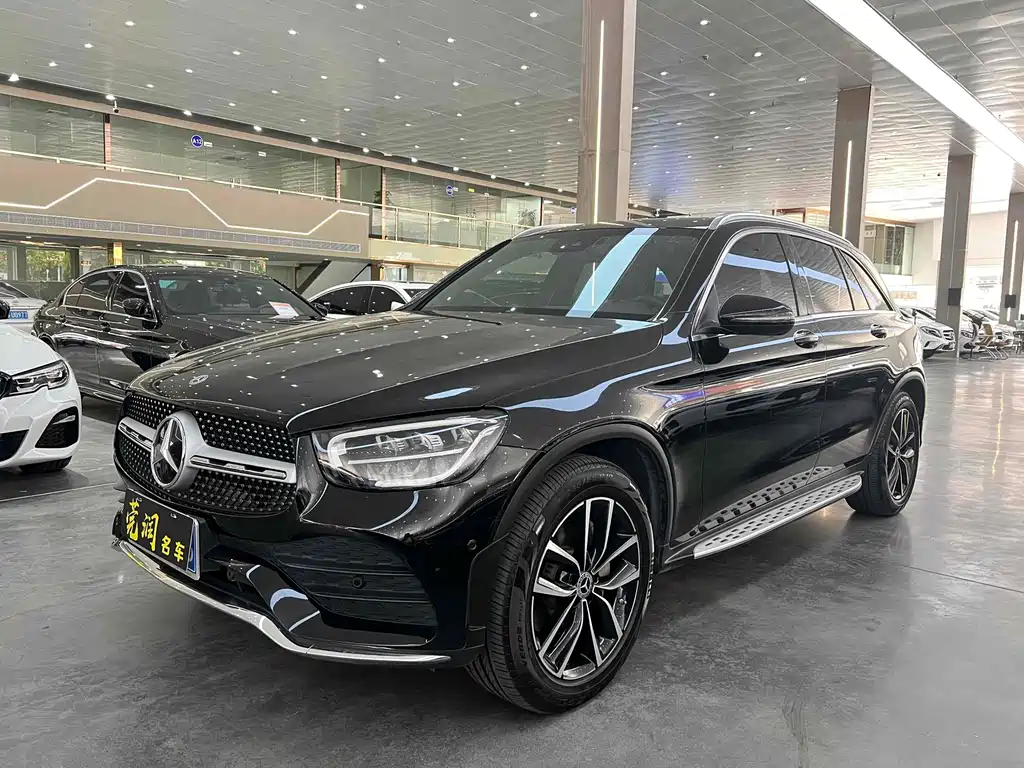 MERCEDES-BENZ GLC