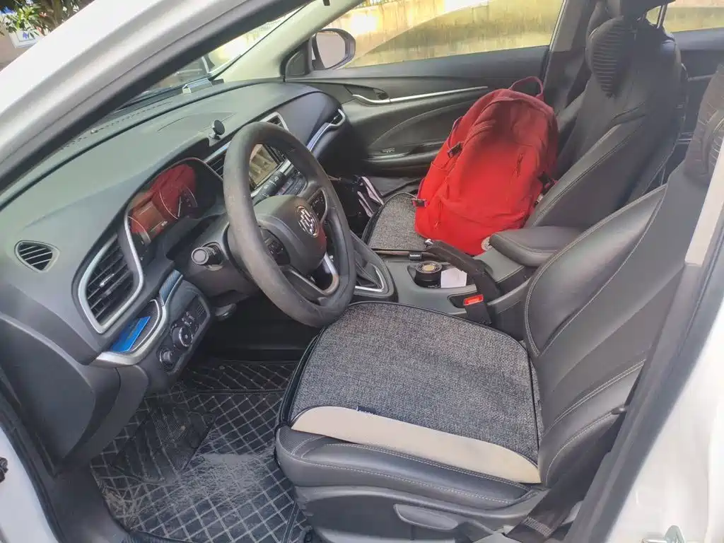 Buick Excelle — миниатюра 12