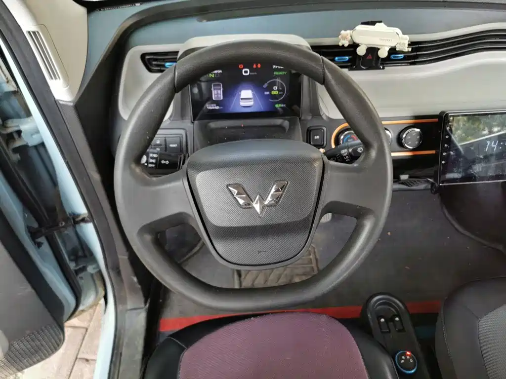 Wuling MINIEV — миниатюра 7