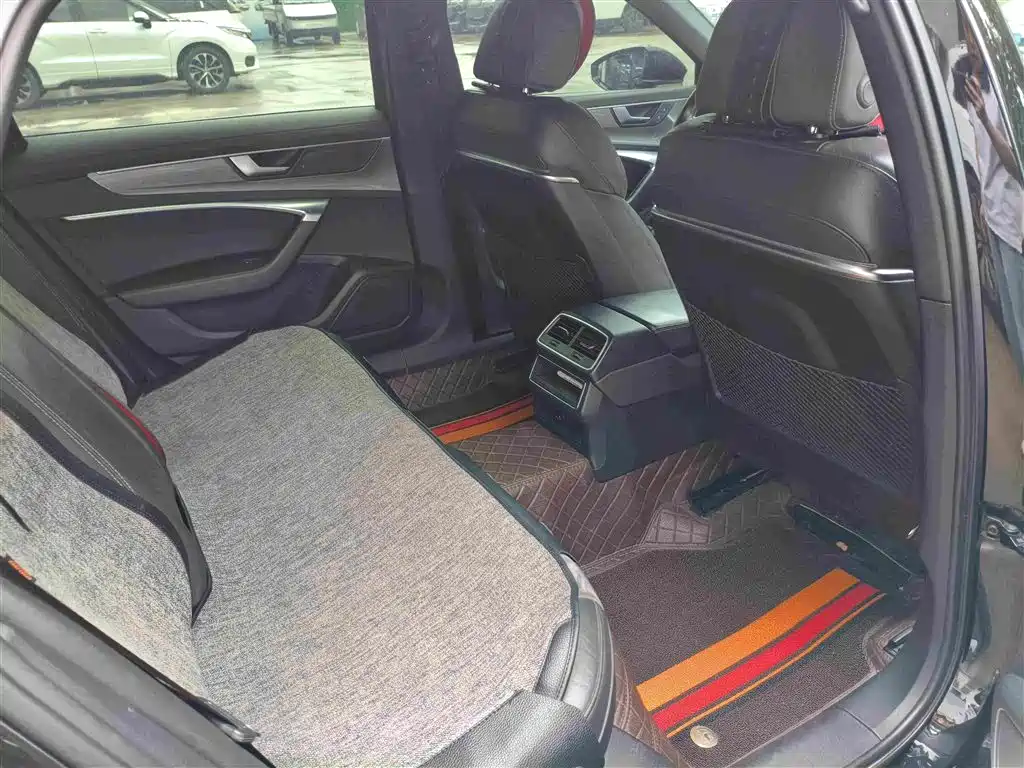Audi A6L 2020 40 TFSI Luxury