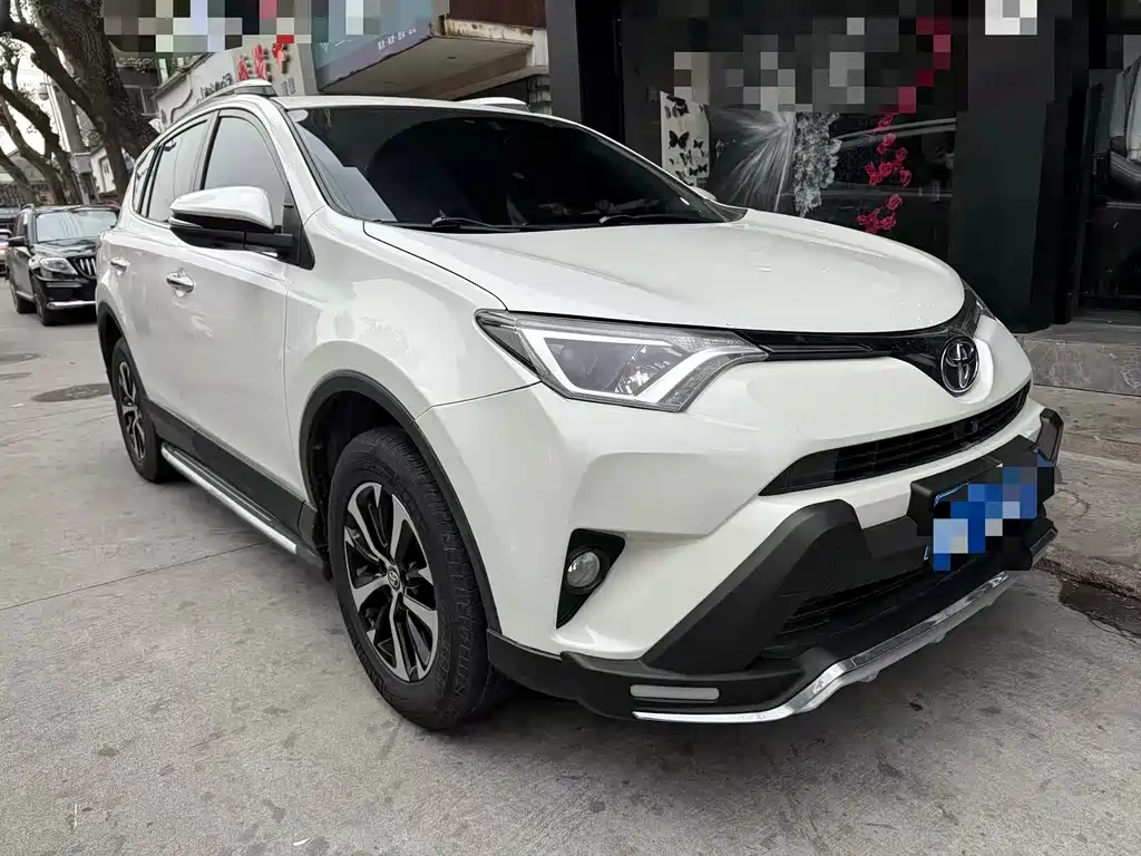 TOYOTA RAV4 RONGFANG
