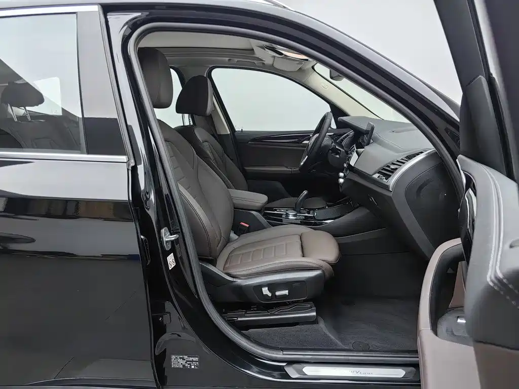 BMW X3 — миниатюра 23