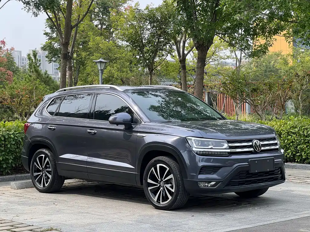 Volkswagen Tharu — миниатюра 3