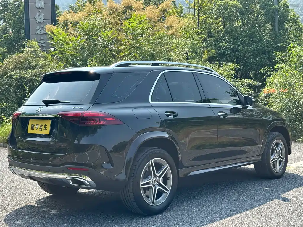 Mercedes-Benz GLE (Import) — миниатюра 18