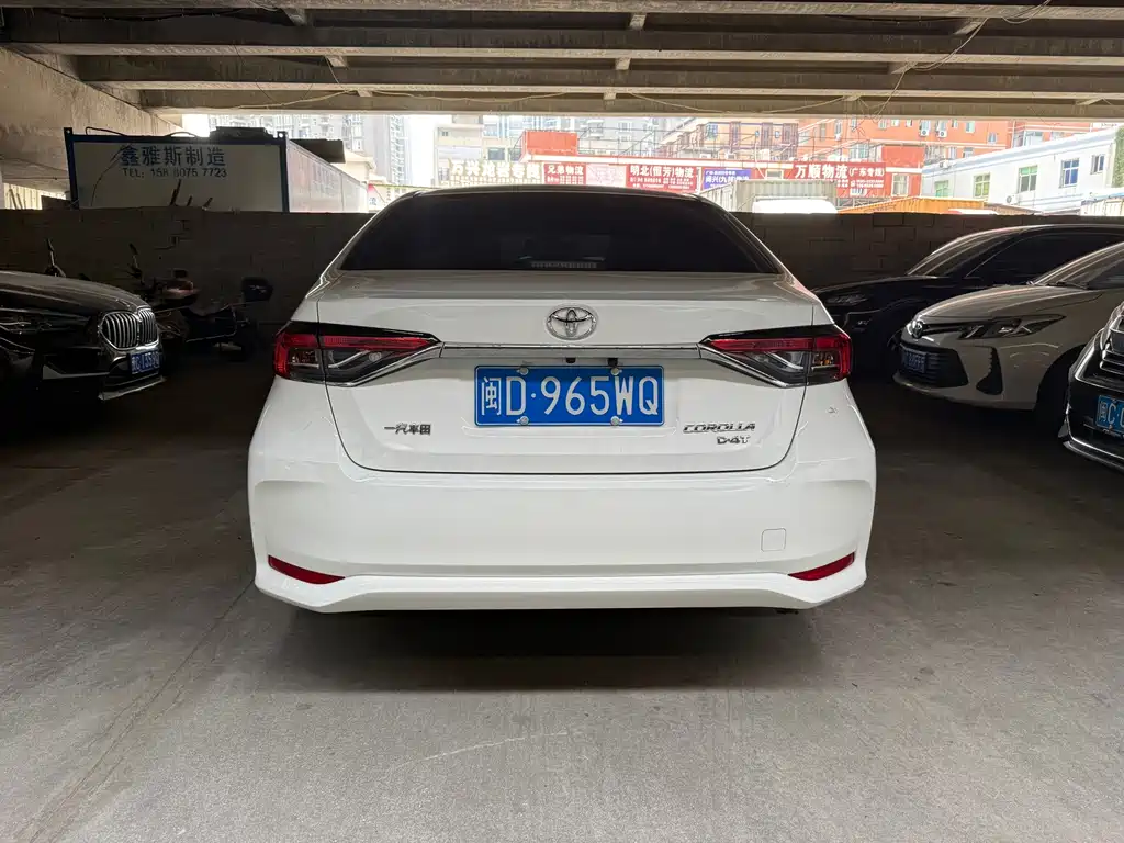 Toyota Corolla — миниатюра 5